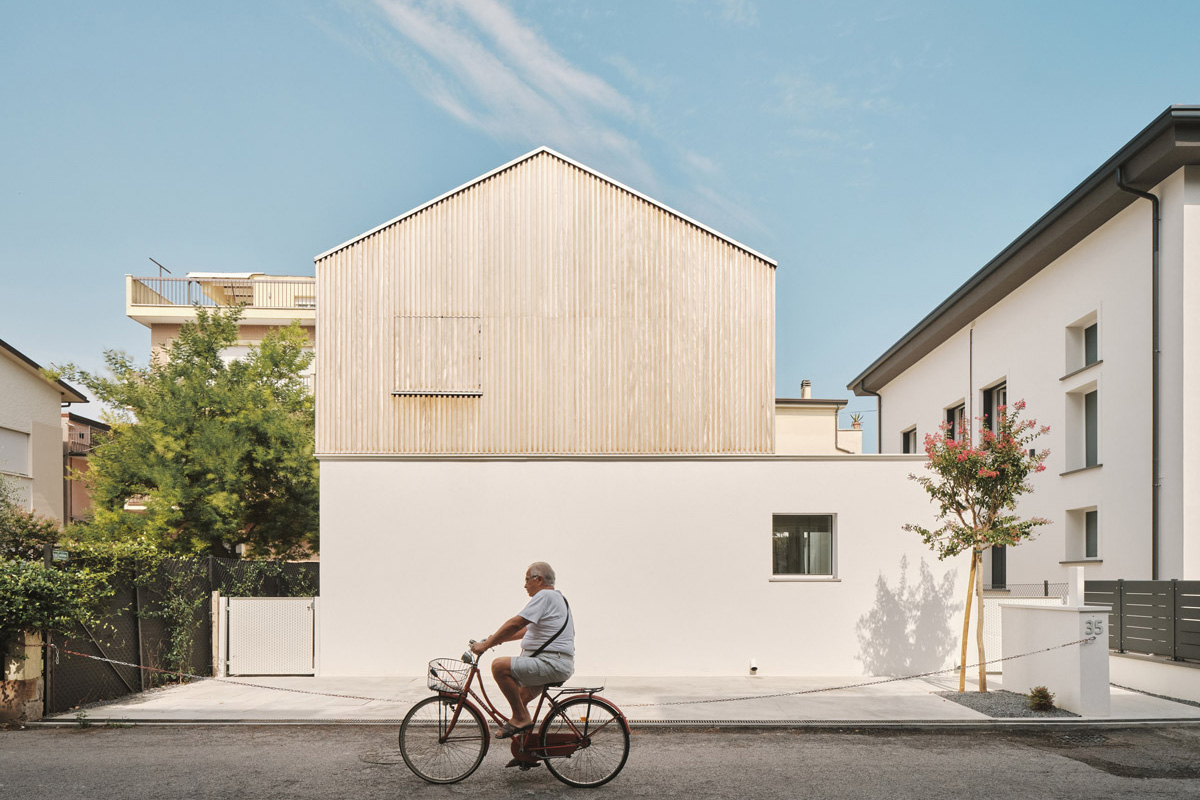 Kabine35_NZEB_Piraccini_Potente_Architettura_Cattolica_prospetto